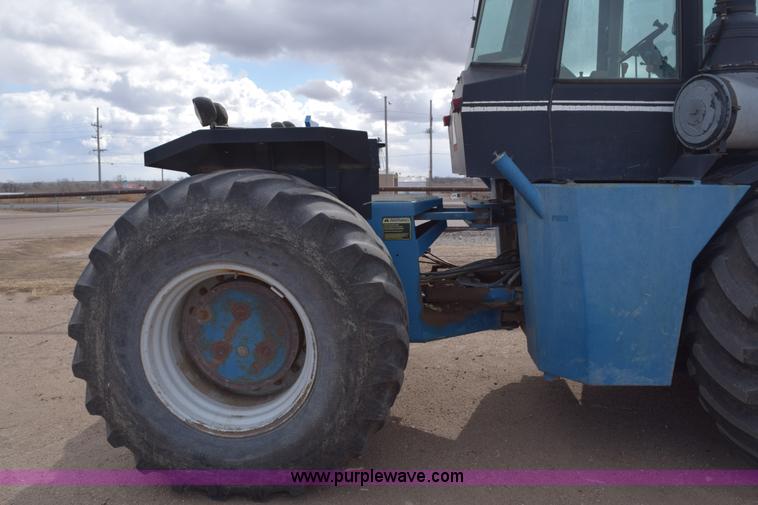 image for item E6189 1991 Ford 876 Versatile Designation 6 4WD tractor