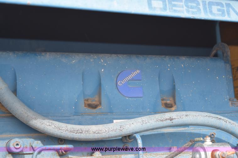 image for item E6189 1991 Ford 876 Versatile Designation 6 4WD tractor