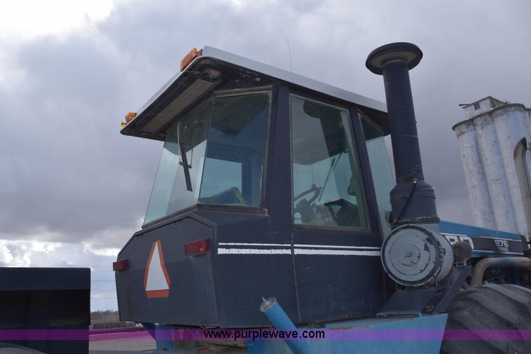 image for item E6189 1991 Ford 876 Versatile Designation 6 4WD tractor