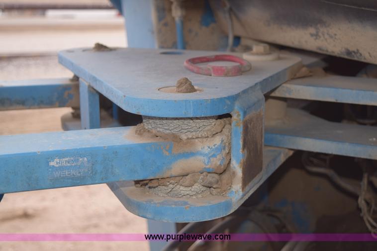 image for item E6189 1991 Ford 876 Versatile Designation 6 4WD tractor