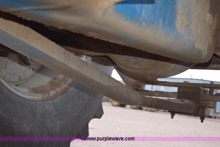 image for item E6189 1991 Ford 876 Versatile Designation 6 4WD tractor