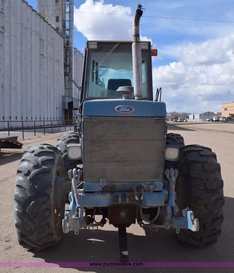 image for item E6193 1992 Versatile 9030 4WD tractor