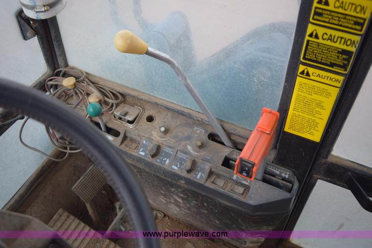 image for item E6193 1992 Versatile 9030 4WD tractor