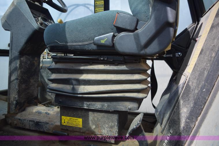 image for item E6193 1992 Versatile 9030 4WD tractor