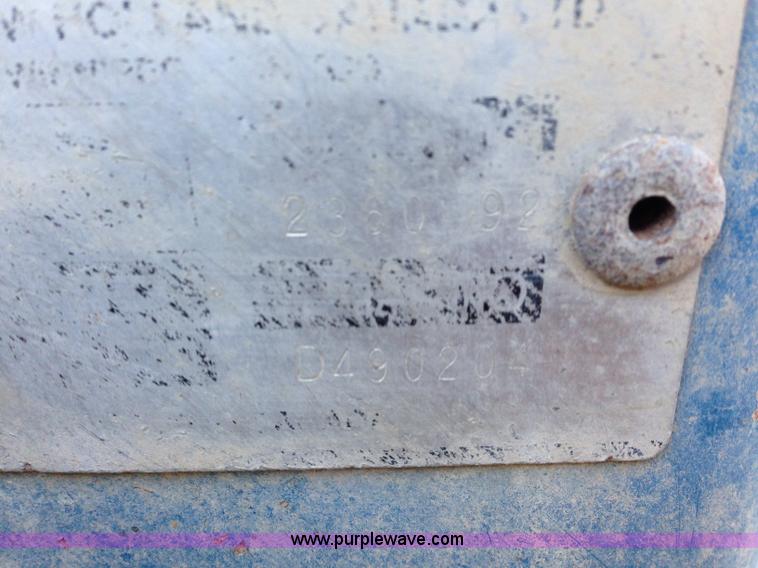 image for item E6193 1992 Versatile 9030 4WD tractor