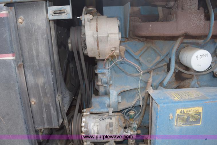 image for item E6193 1992 Versatile 9030 4WD tractor