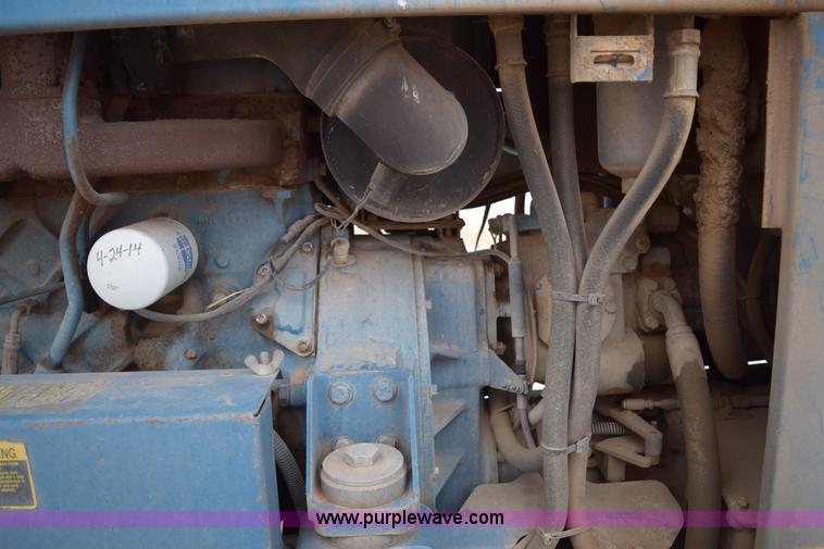 image for item E6193 1992 Versatile 9030 4WD tractor