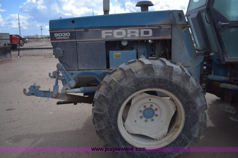 image for item E6193 1992 Versatile 9030 4WD tractor