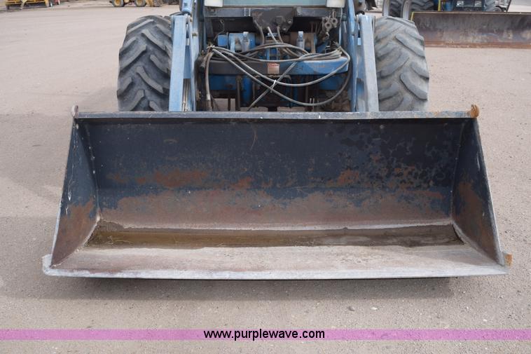 image for item E6193 1992 Versatile 9030 4WD tractor