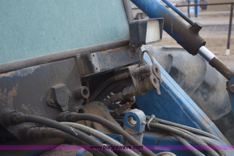 image for item E6193 1992 Versatile 9030 4WD tractor