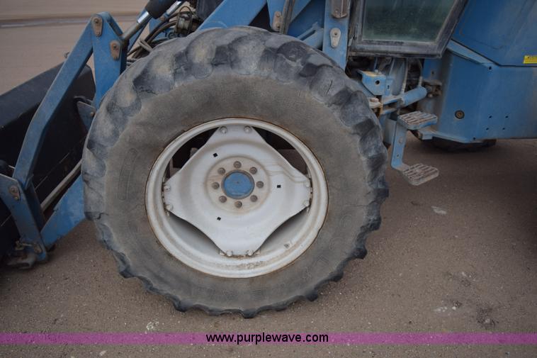 image for item E6193 1992 Versatile 9030 4WD tractor