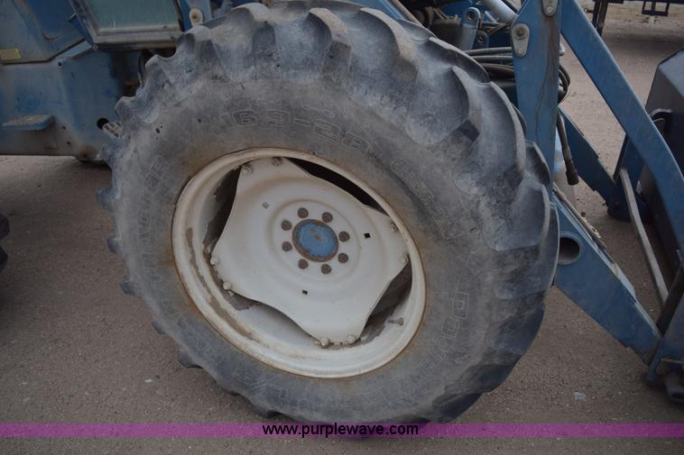 image for item E6193 1992 Versatile 9030 4WD tractor