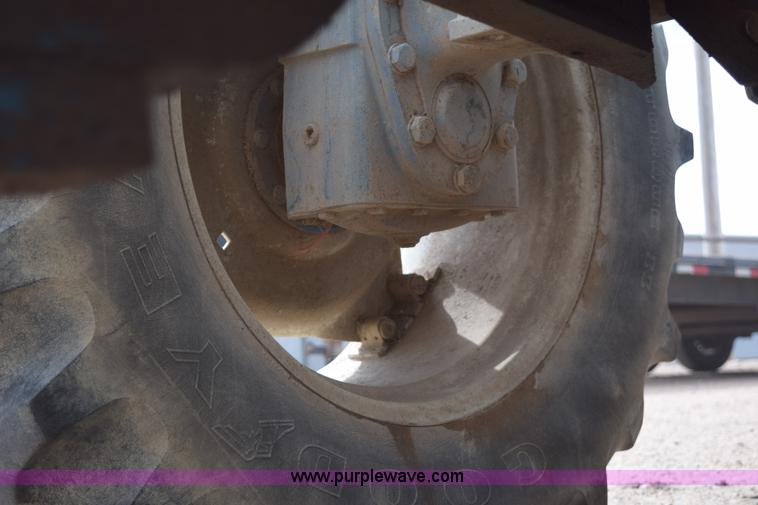 image for item E6193 1992 Versatile 9030 4WD tractor