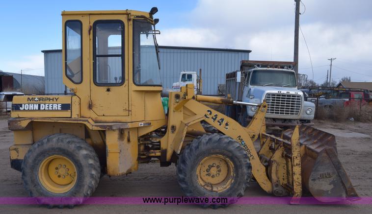 image for item E6194 1995 John Deere 244E wheel loader