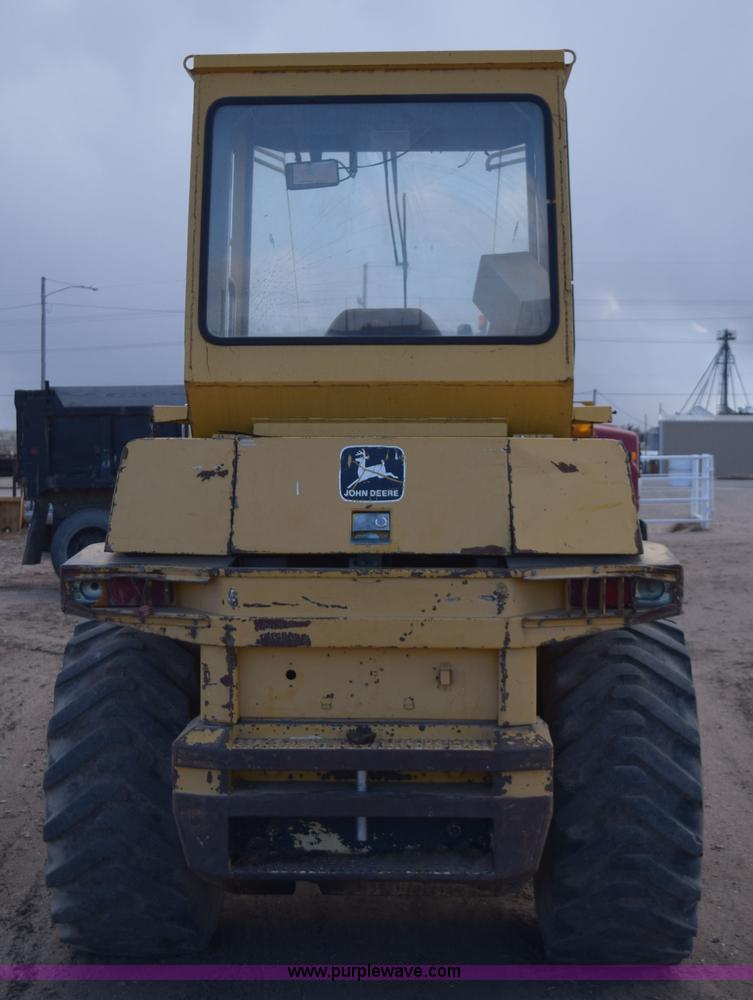 image for item E6194 1995 John Deere 244E wheel loader