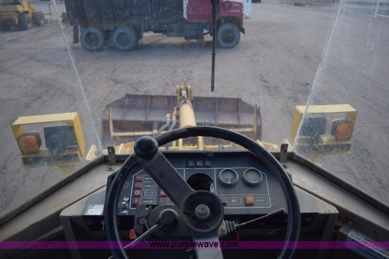 image for item E6194 1995 John Deere 244E wheel loader