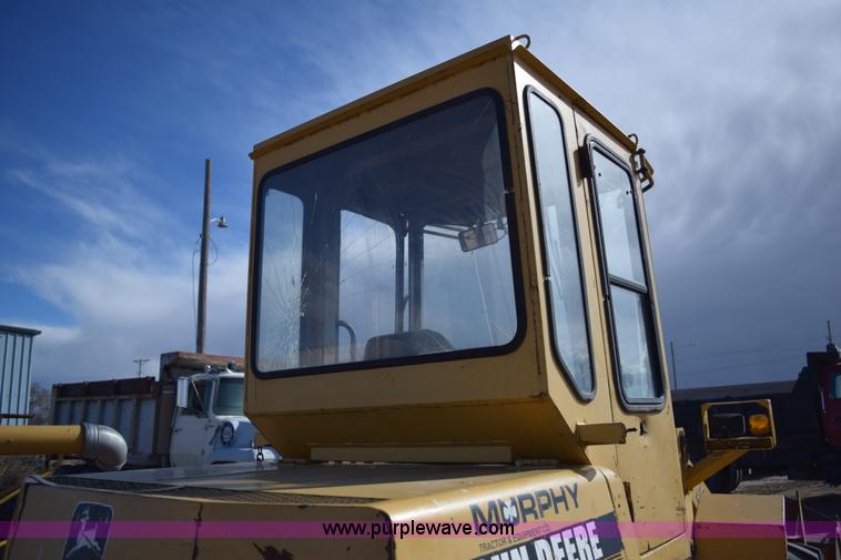 image for item E6194 1995 John Deere 244E wheel loader