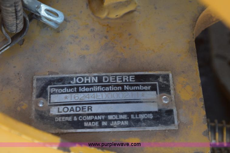 image for item E6194 1995 John Deere 244E wheel loader