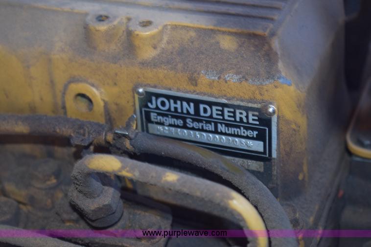 image for item E6194 1995 John Deere 244E wheel loader