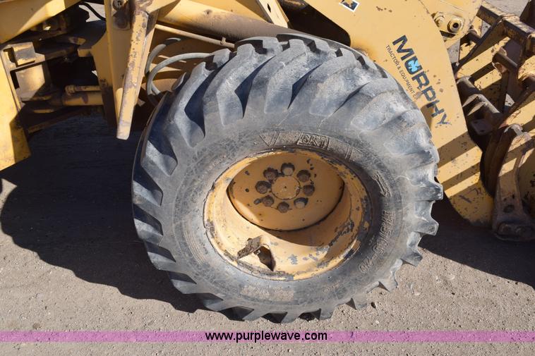 image for item E6194 1995 John Deere 244E wheel loader