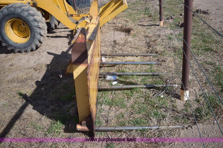 image for item E6194 1995 John Deere 244E wheel loader