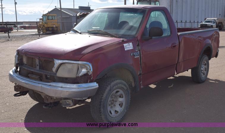 image for item E6197 2002 Ford F150 pickup truck