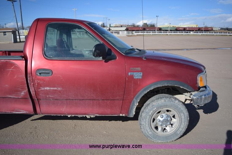 image for item E6197 2002 Ford F150 pickup truck