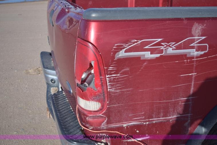 image for item E6197 2002 Ford F150 pickup truck