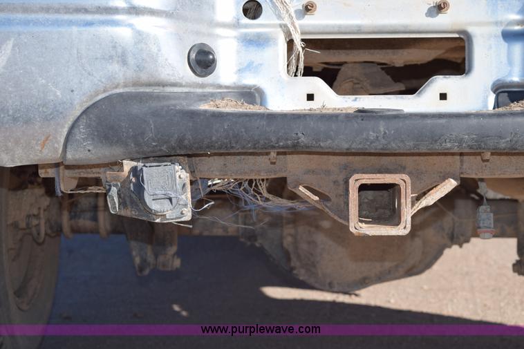 image for item E6197 2002 Ford F150 pickup truck