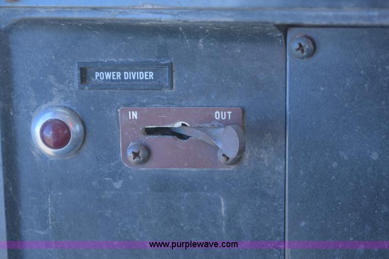 image for item E6198 1986 International Paystar 5000 spreader truck