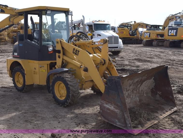 image for item E6199 2006 Caterpillar 904B wheel loader