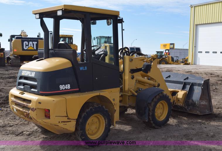 image for item E6199 2006 Caterpillar 904B wheel loader