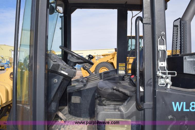 image for item E6199 2006 Caterpillar 904B wheel loader