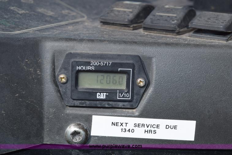 image for item E6199 2006 Caterpillar 904B wheel loader