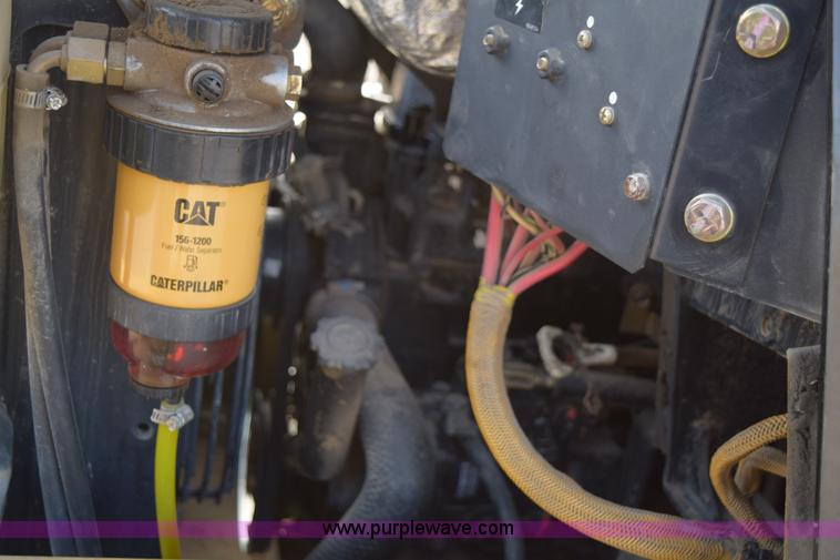 image for item E6199 2006 Caterpillar 904B wheel loader