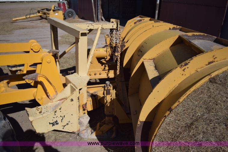 image for item E6201 Henke dozer blade attachment