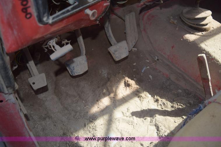 image for item E6202 1981 Chevrolet C30 winch truck