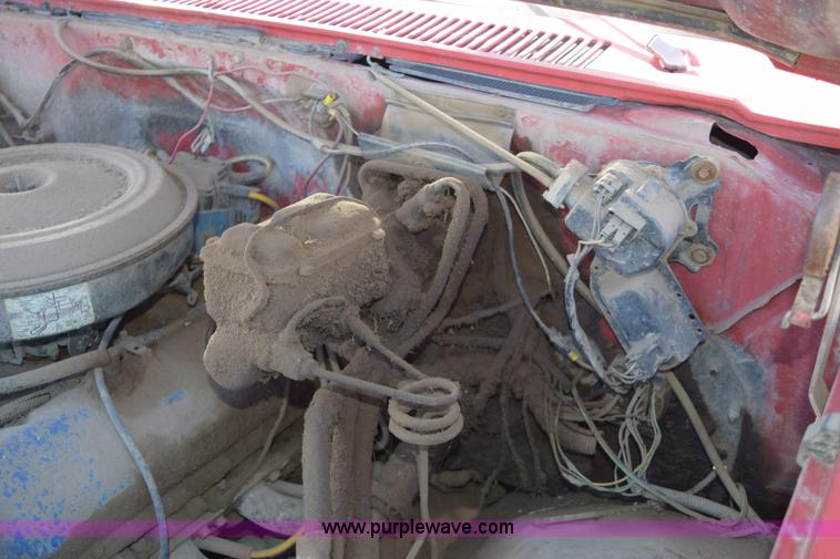 image for item E6202 1981 Chevrolet C30 winch truck