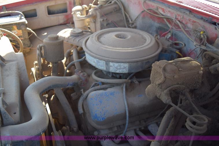 image for item E6202 1981 Chevrolet C30 winch truck