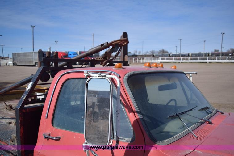 image for item E6202 1981 Chevrolet C30 winch truck
