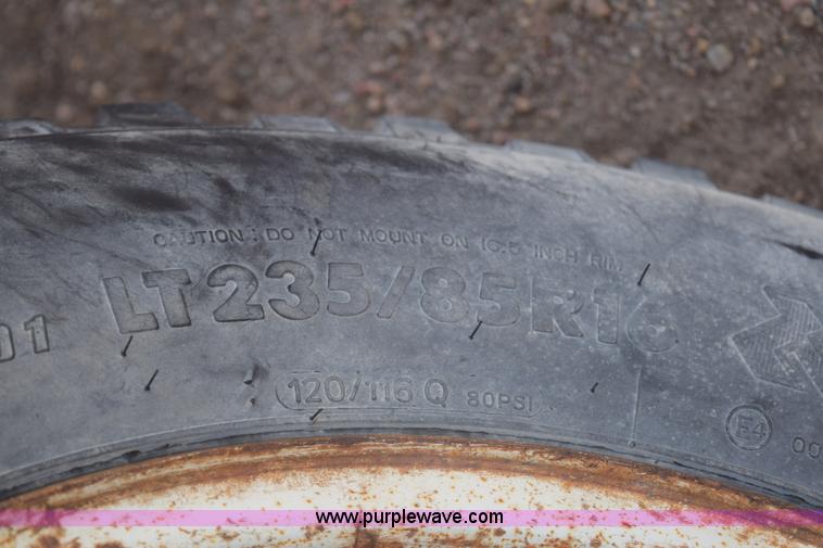 image for item E6202 1981 Chevrolet C30 winch truck