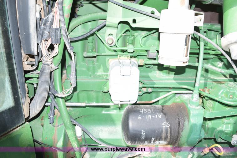 image for item E6205 1991 John Deere 4555 tractor