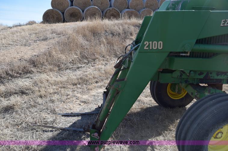 image for item E6205 1991 John Deere 4555 tractor