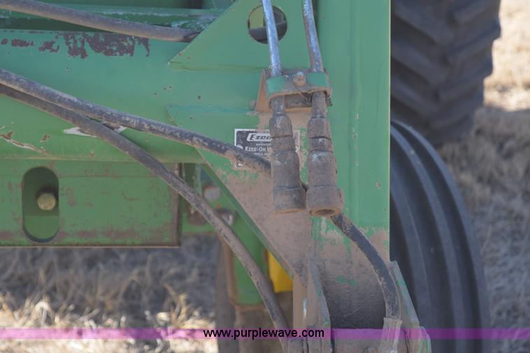 image for item E6205 1991 John Deere 4555 tractor