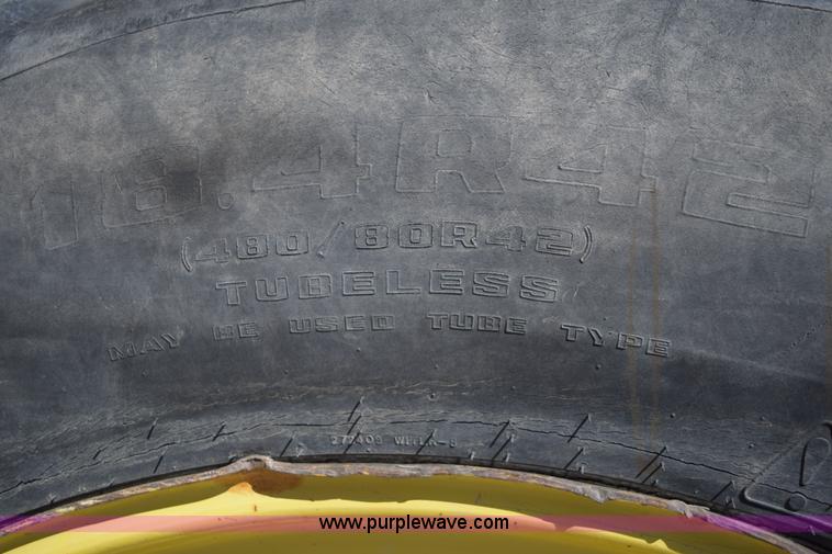 image for item E6205 1991 John Deere 4555 tractor