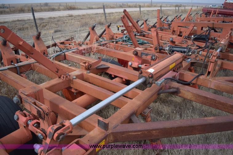 image for item E6211 Sunflower 3690-45 9x5 sweep plow