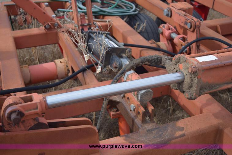 image for item E6211 Sunflower 3690-45 9x5 sweep plow