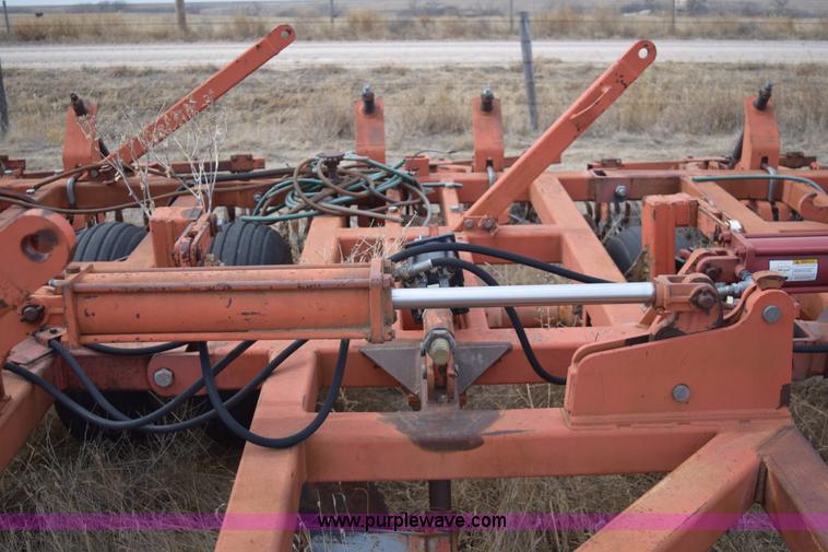 image for item E6211 Sunflower 3690-45 9x5 sweep plow