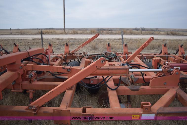 image for item E6211 Sunflower 3690-45 9x5 sweep plow