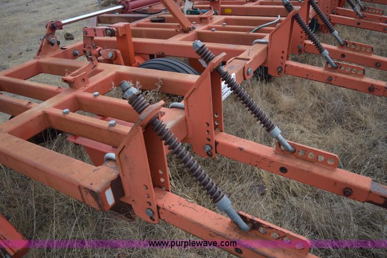 image for item E6211 Sunflower 3690-45 9x5 sweep plow
